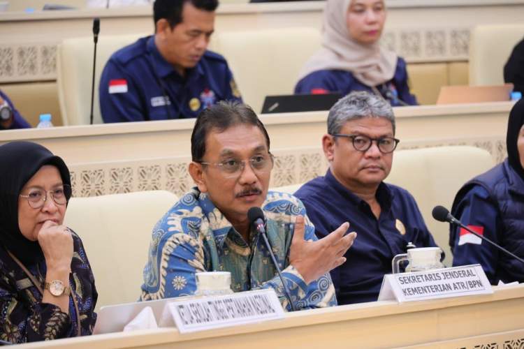 Rapat ATR BPN bersama Komisi II DPR RI membahas transformasi STPN menjadi sekolah kedinasan