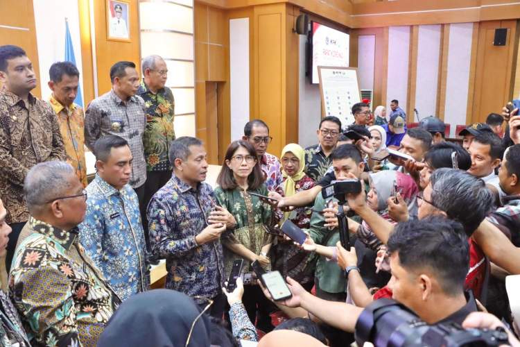 Rakor ATR/BPN bersama KPK dan pemerintah daerah Sulawesi Tenggara di Kantor Gubernur Sultra.