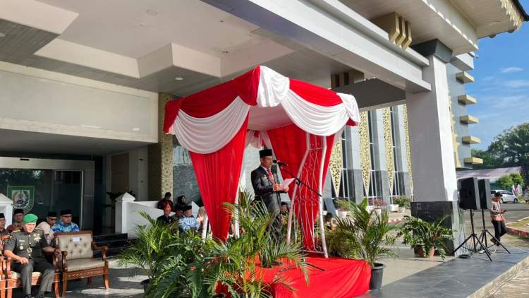 Upacara Hari Pendidikan Nasional 2026 di Kantor Gubernur Bengkulu dipimpin Sekda Herwan Antoni
