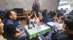 Dua siswi SMP di Rejang Lebong terlibat duel di lingkungan sekolah yang direkam teman dan viral di media sosial