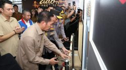 Kapolda Sumsel meresmikan Kedai ADO Presisi bersama komunitas ojol di Palembang