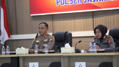 Kegiatan Anev Binmas Polres Bengkulu Utara bersama Bhabinkamtibmas di aula