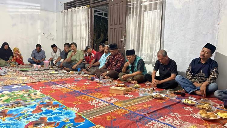 Pengurus DPD PKPS Mukomuko menggelar rapat persiapan Silaturahmi Akbar dan penyembelihan sapi kurban di Mukomuko.